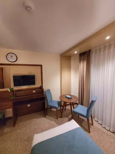 هتل شیرازیس